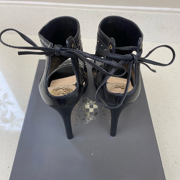 Vince Camuto Roux - Picture 2 of 8